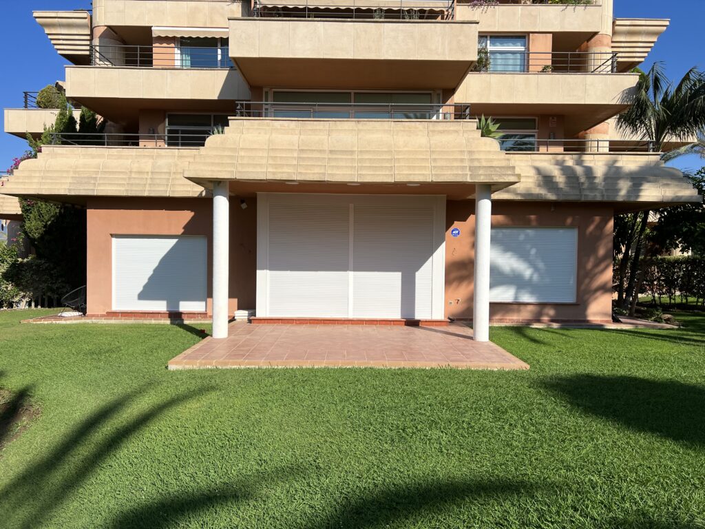 Magna Marbella decking project photo in Nueva Andalucia