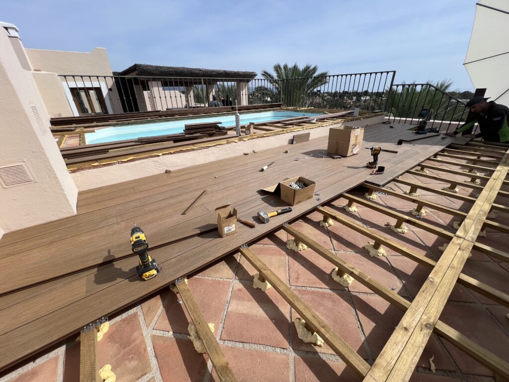 El Paraiso decking project photo in Estepona