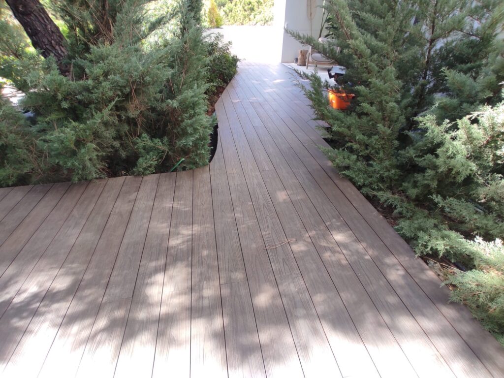 Alcuzcuz decking project photo in Benahavis