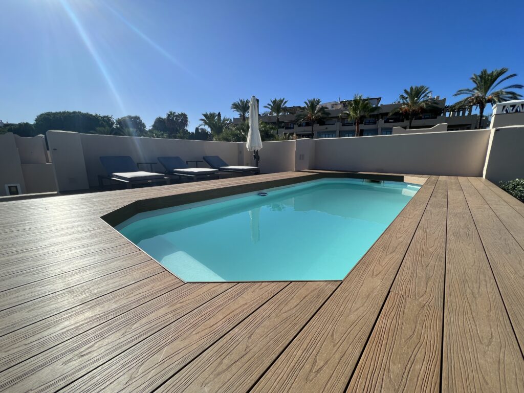 El Paraiso decking project photo in Estepona