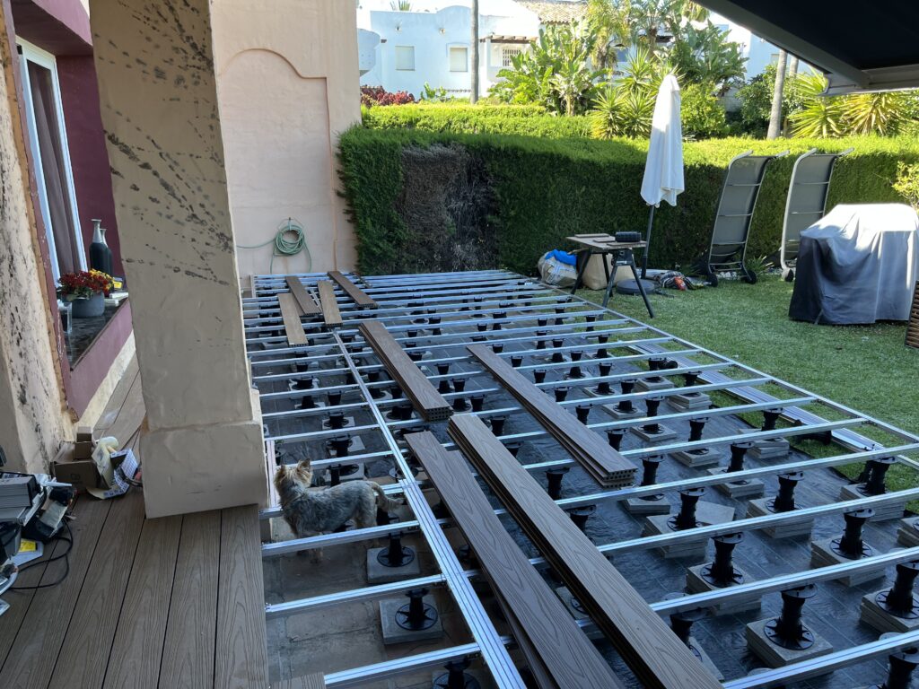 Bel-Air, Estepona decking project photo in Estepona