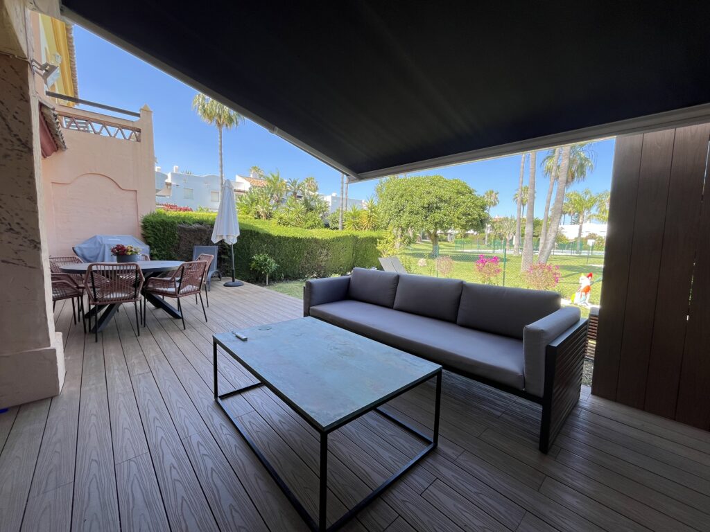 Bel-Air, Estepona decking project photo in Estepona