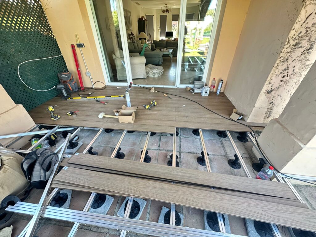 Bel-Air, Estepona decking project photo in Estepona
