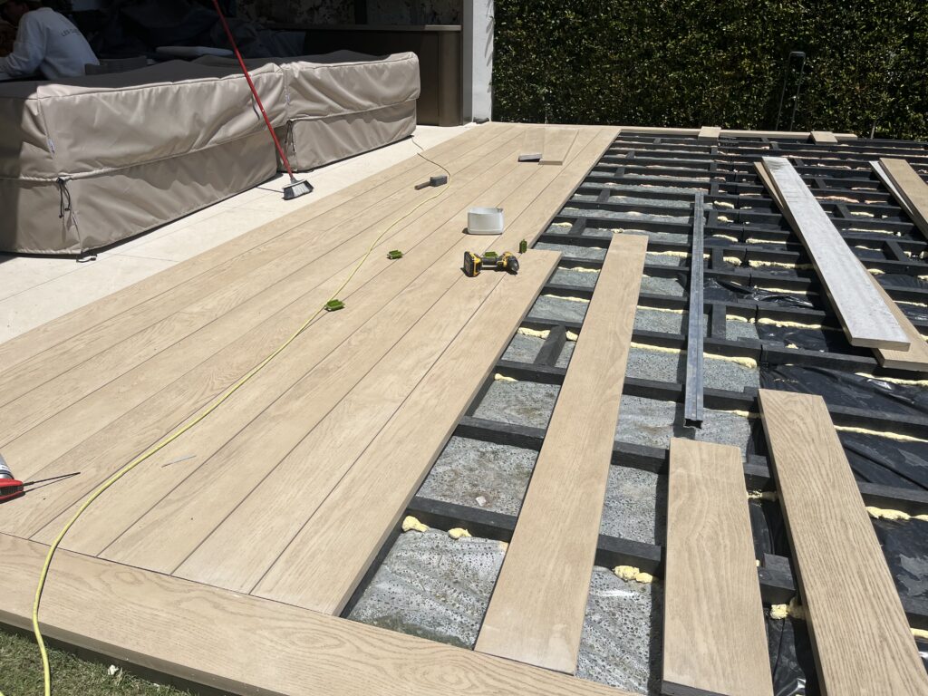 Villas 12 decking project photo in Marbella