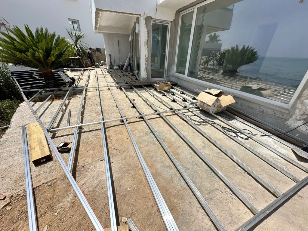 Gerardo Perez decking project photo in Estepona