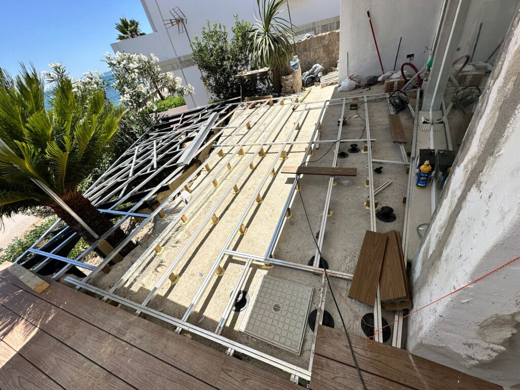 Gerardo Perez decking project photo in Estepona